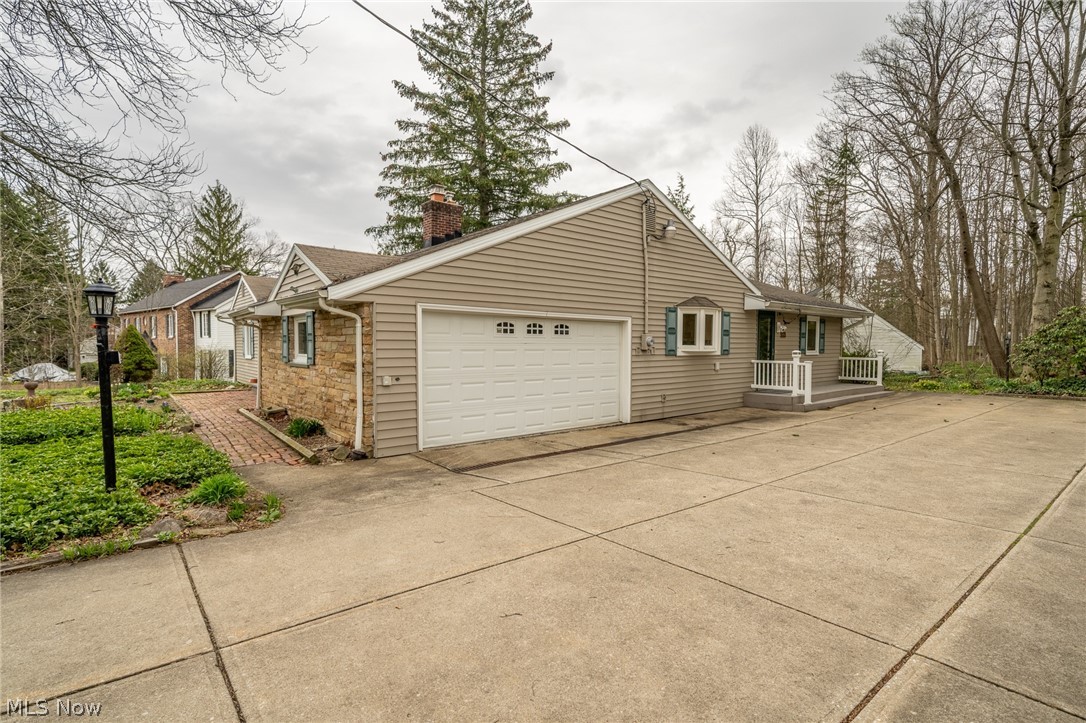 6864 Wilson Mills Road Mayfield Village OH 44040