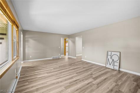 237 9th Street NW North Canton OH 44720