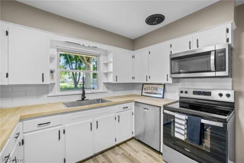 237 9th Street NW North Canton OH 44720