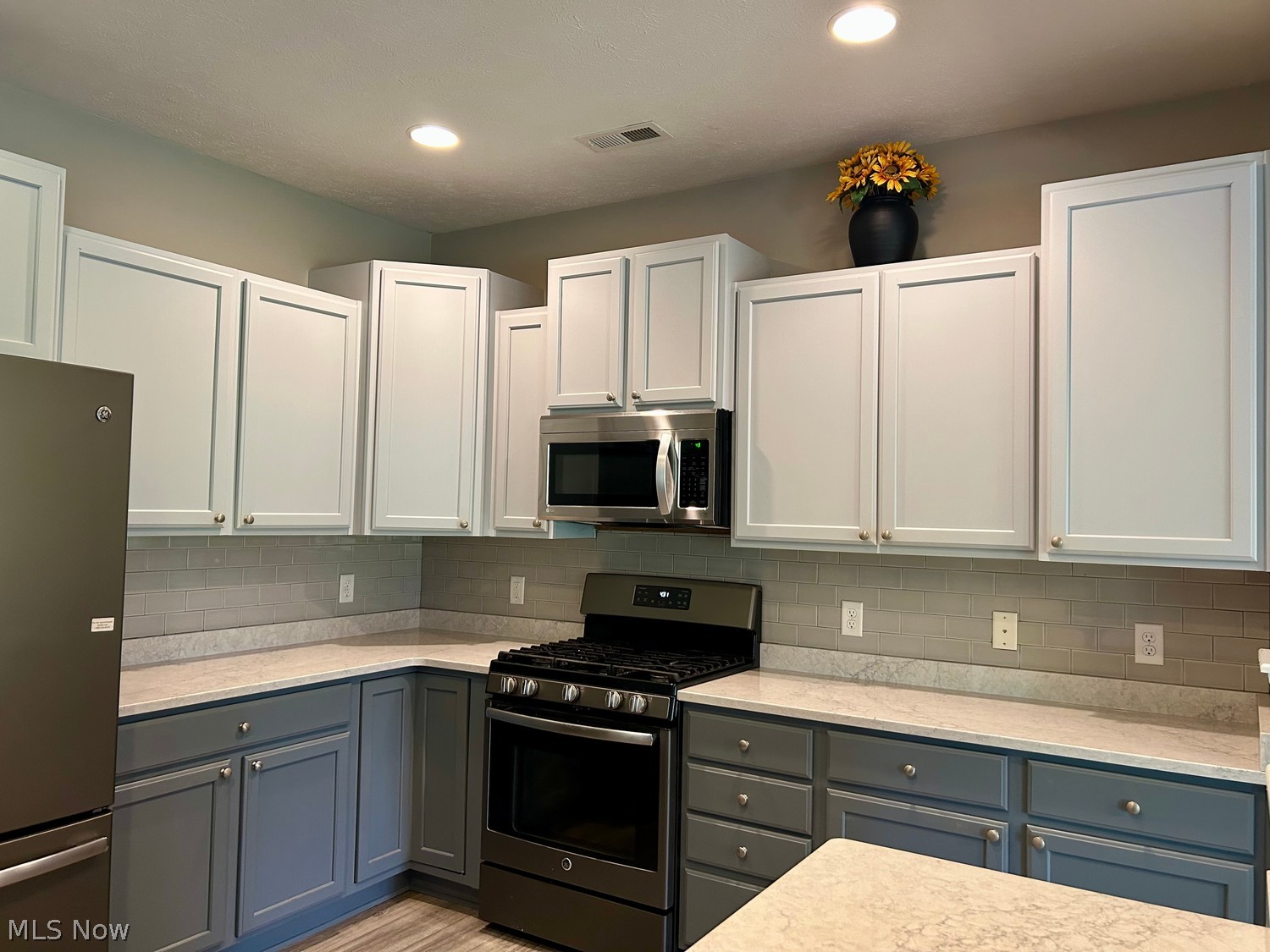 9150 Vernon Hill North Ridgeville OH 44039
