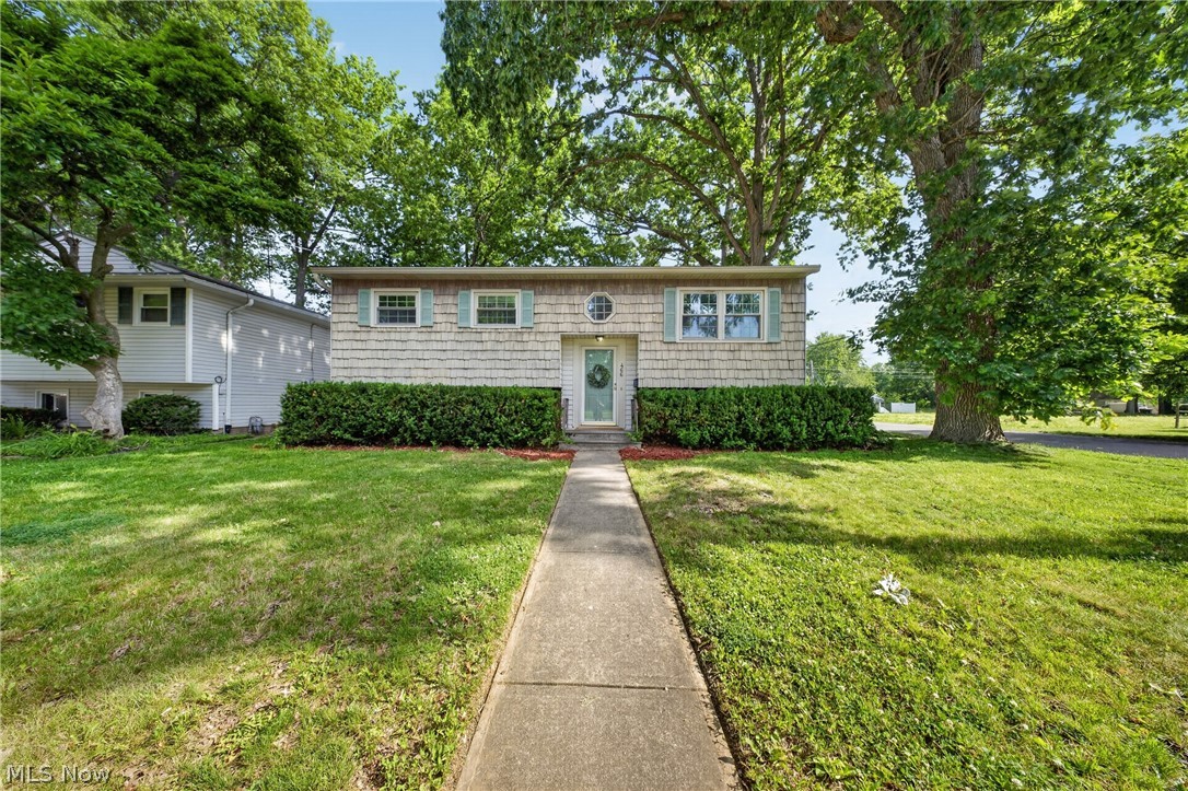 466 Colgate Avenue Elyria OH 44035