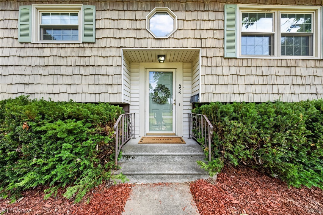 466 Colgate Avenue Elyria OH 44035
