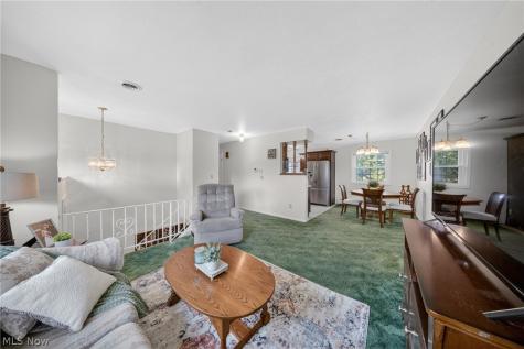 466 Colgate Avenue Elyria OH 44035