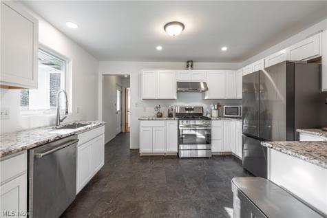 5102 W Mill Road Broadview Heights OH 44147