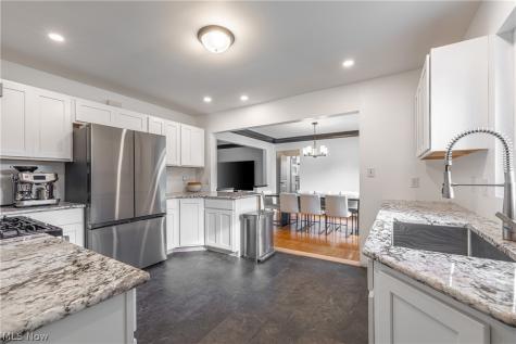 5102 W Mill Road Broadview Heights OH 44147