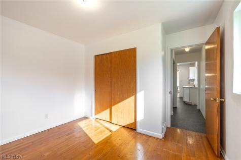5102 W Mill Road Broadview Heights OH 44147
