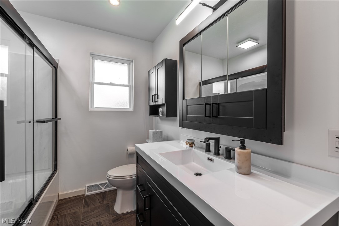 5102 W Mill Road Broadview Heights OH 44147