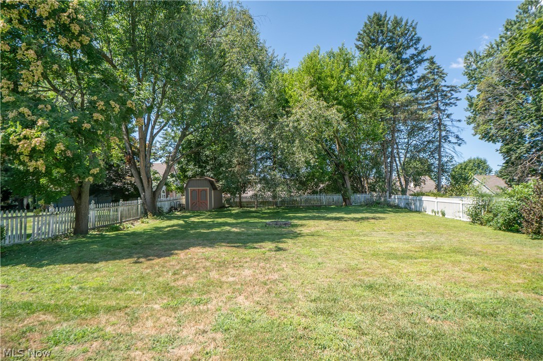1041 Orchard Avenue NE North Canton OH 44720