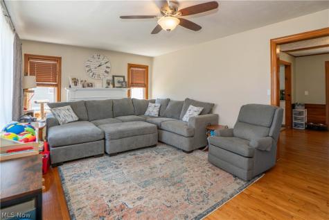 1041 Orchard Avenue NE North Canton OH 44720
