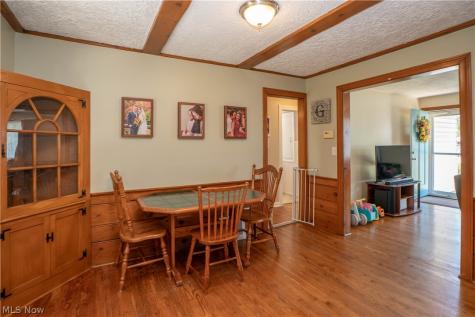 1041 Orchard Avenue NE North Canton OH 44720