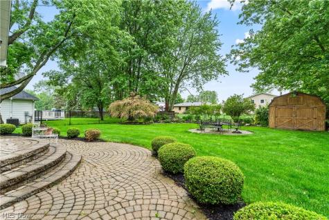 4202 Shenandoah Brunswick OH 44212