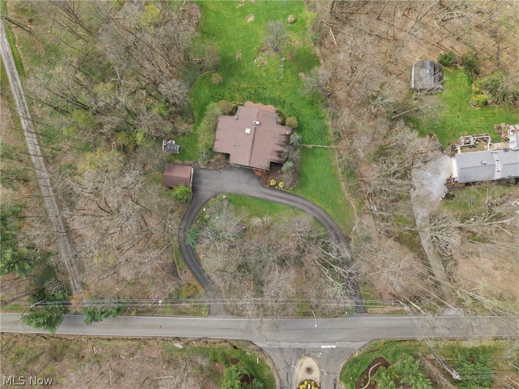 9715 Stafford Road Chagrin Falls OH 44023