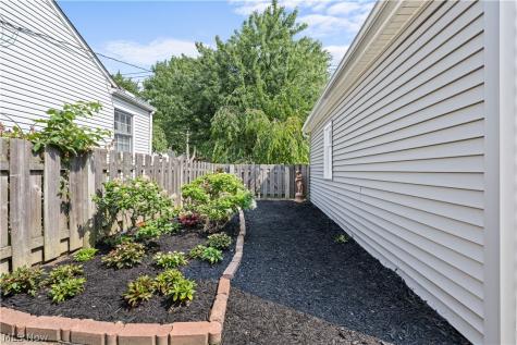 125 Jacqueline Drive Berea OH 44017