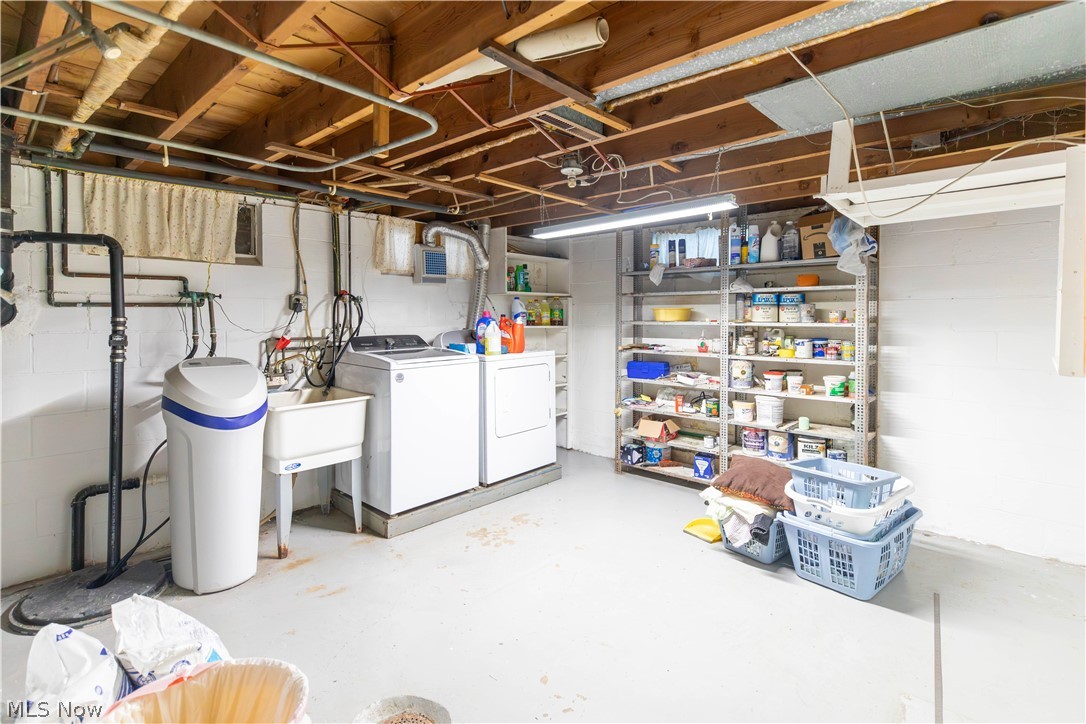 6392 15th Street NE East Canton OH 44730