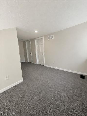 8227 Blade Road NW Malvern OH 44644