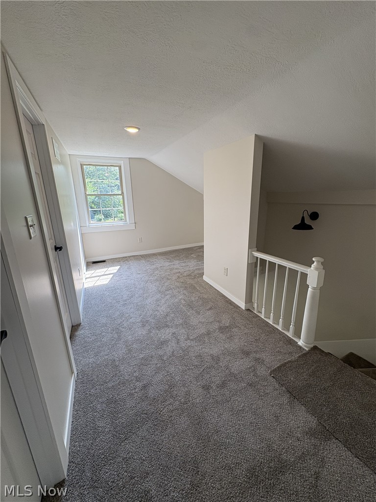 8227 Blade Road NW Malvern OH 44644