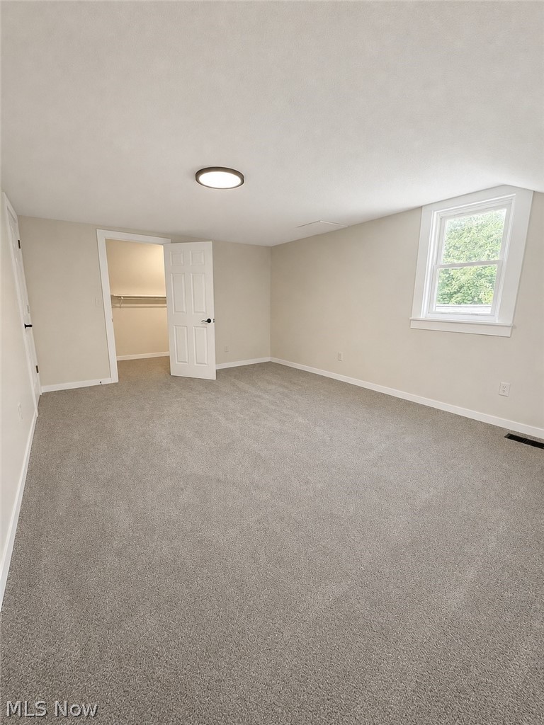 8227 Blade Road NW Malvern OH 44644