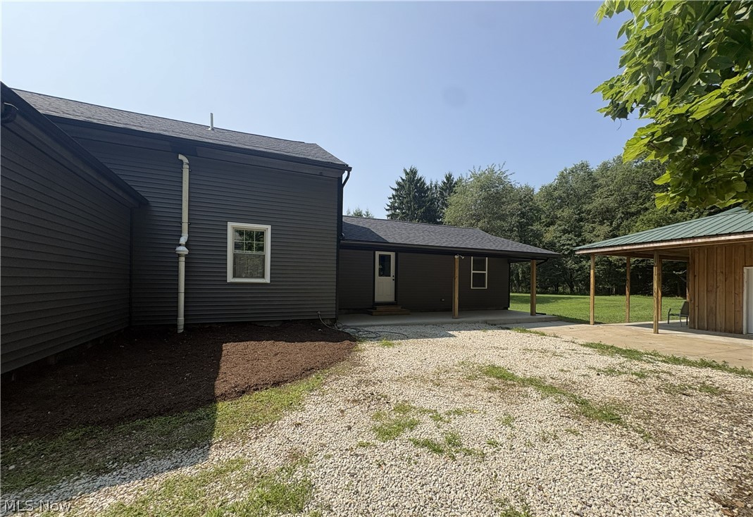 8227 Blade Road NW Malvern OH 44644