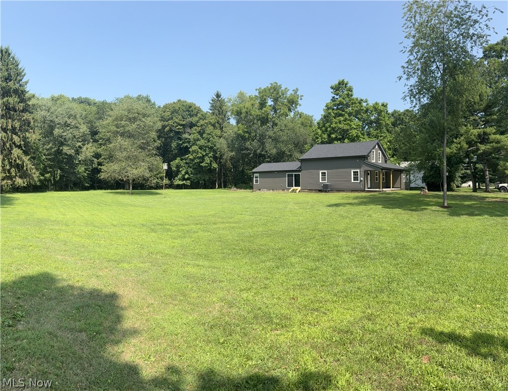8227 Blade Road NW Malvern OH 44644