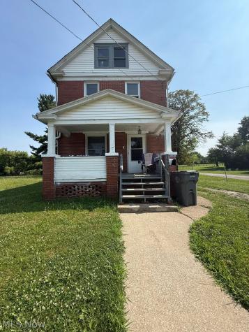 1661 Hartzell Avenue Youngstown OH 44509