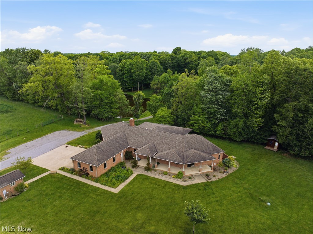 6223 Mccann Road East Rochester OH 44625