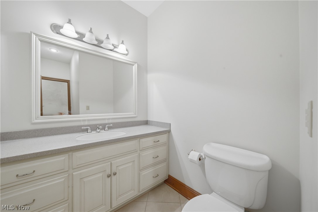 6223 Mccann Road East Rochester OH 44625