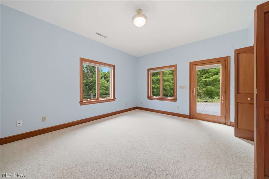 6223 Mccann Road East Rochester OH 44625