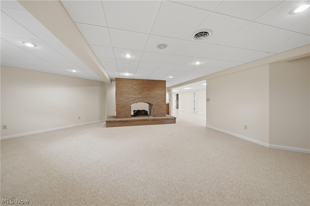 6223 Mccann Road East Rochester OH 44625