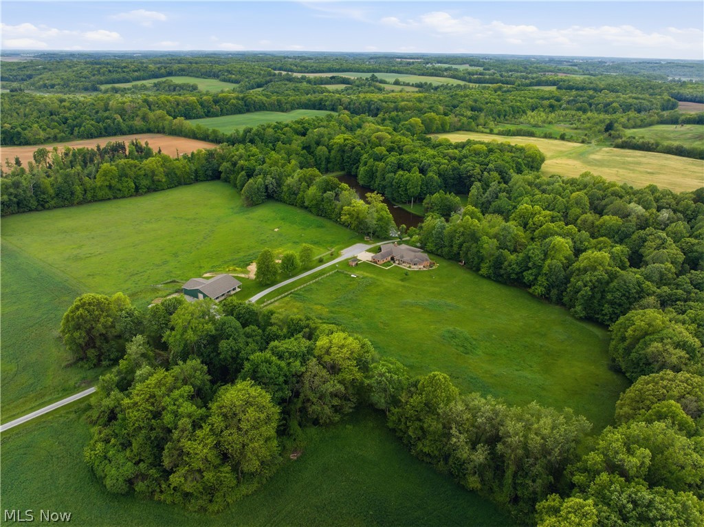 6223 Mccann Road East Rochester OH 44625