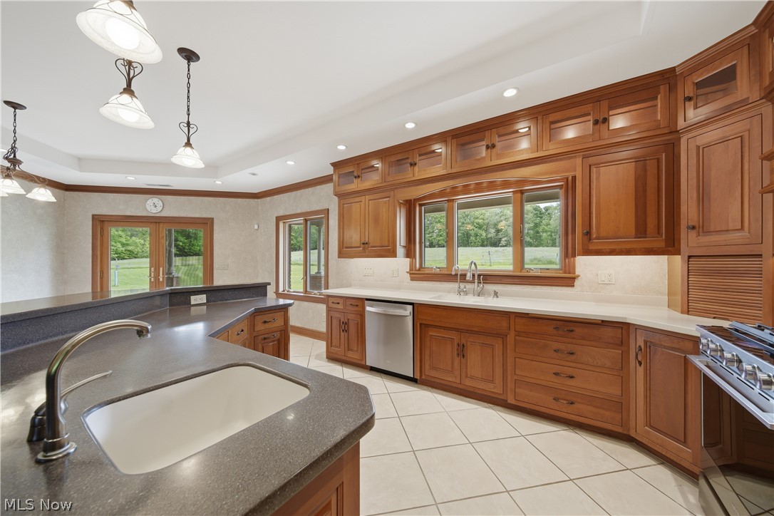 6223 Mccann Road East Rochester OH 44625