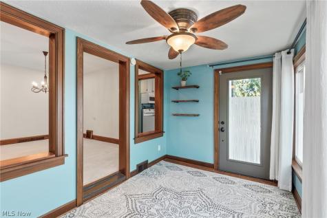 127 Bonnett Street SW North Canton OH 44720