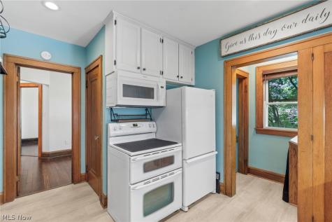 127 Bonnett Street SW North Canton OH 44720