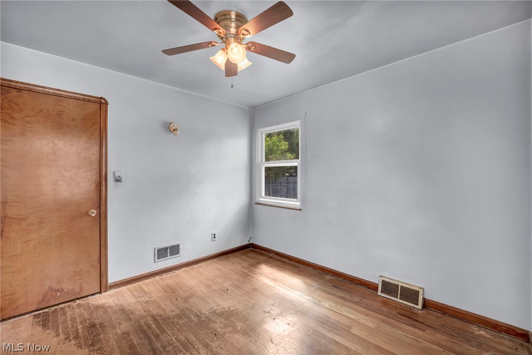 2911 North Avenue Parma OH 44134