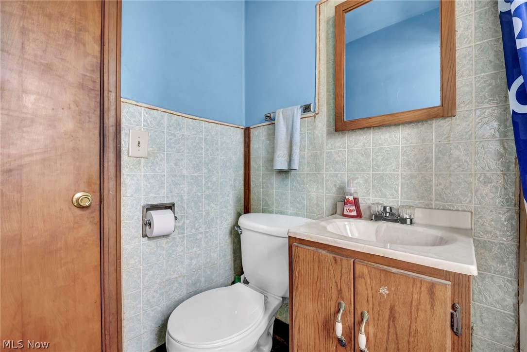 2911 North Avenue Parma OH 44134