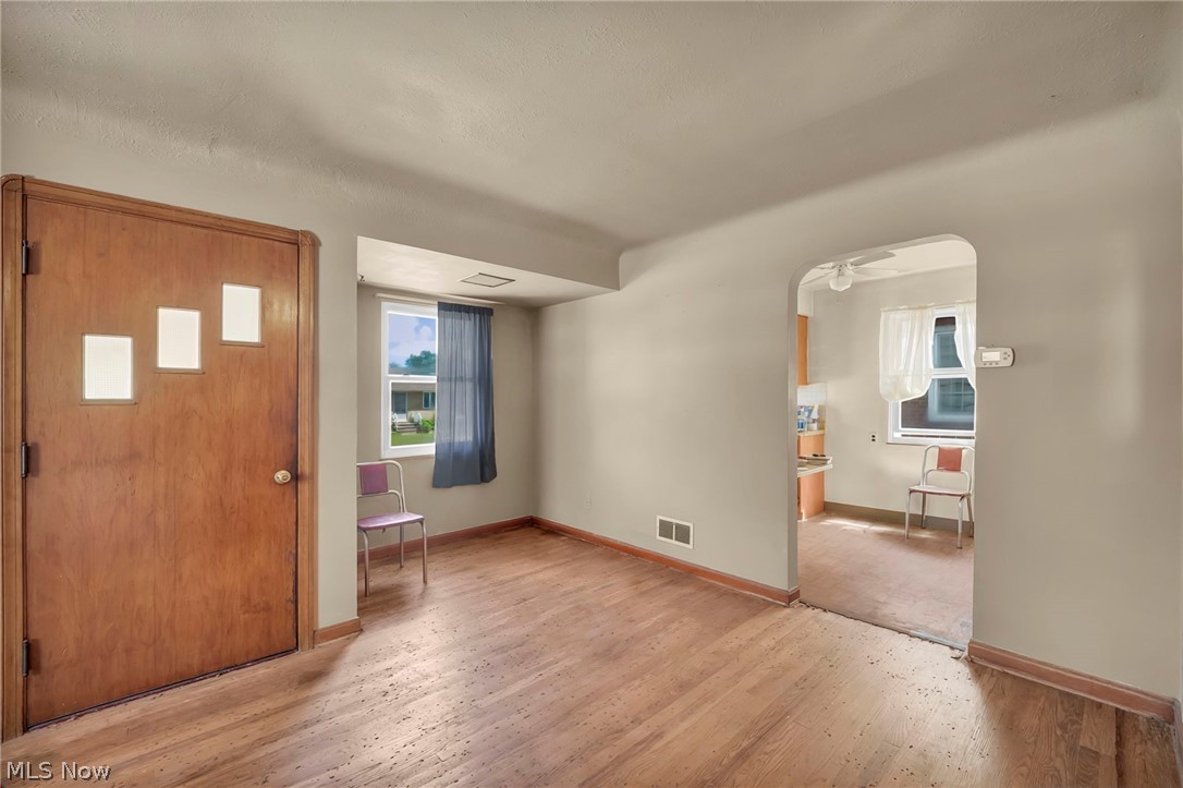 2911 North Avenue Parma OH 44134