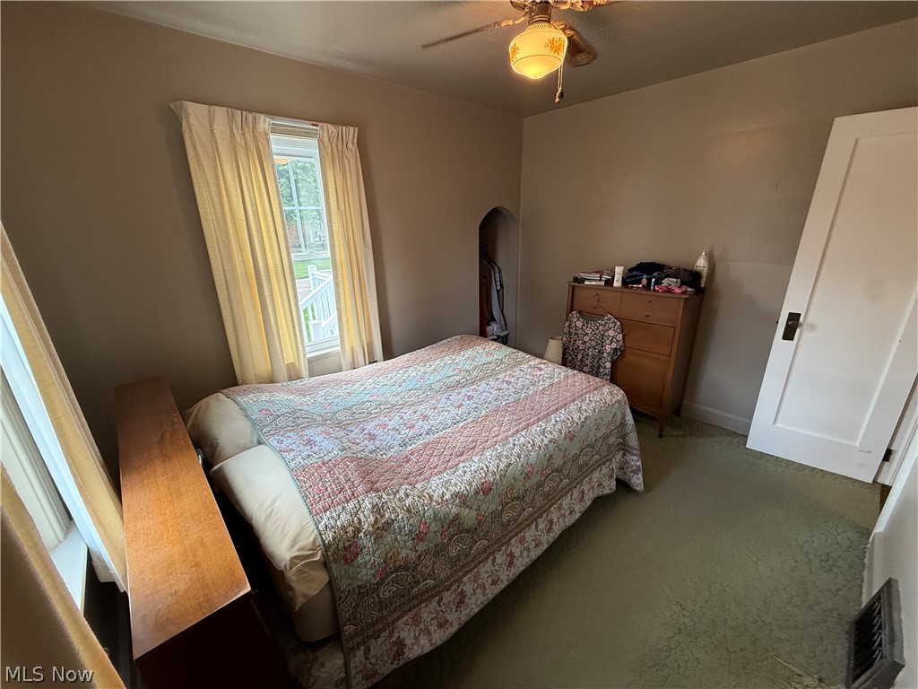 9308 Maple Avenue SE East Sparta OH 44626