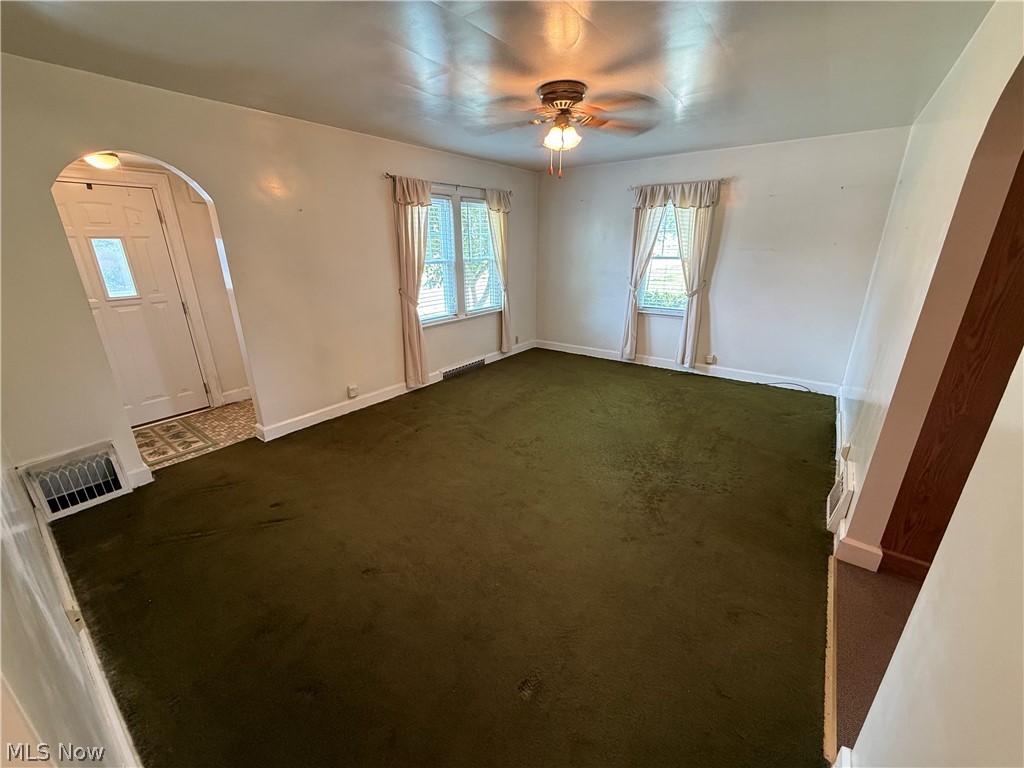 9308 Maple Avenue SE East Sparta OH 44626