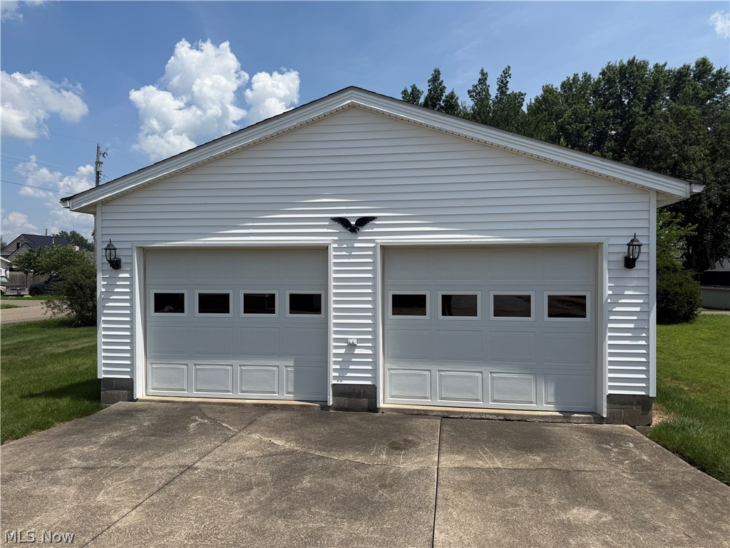 9308 Maple Avenue SE East Sparta OH 44626