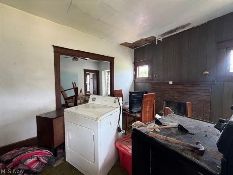 828 Miami Street Youngstown OH 44505