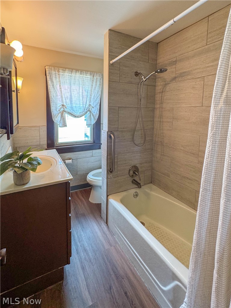 70 Morris Avenue Girard OH 44420
