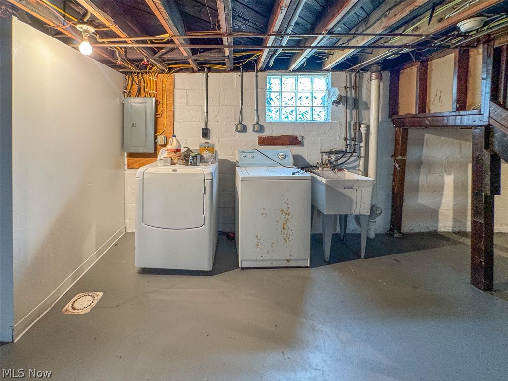 70 Morris Avenue Girard OH 44420