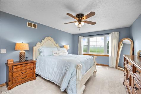 43800 Smith Road Wellington OH 44090