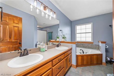 43800 Smith Road Wellington OH 44090