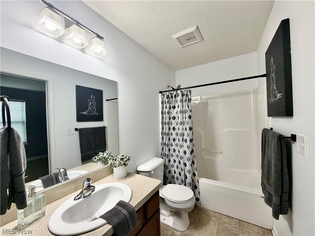 3558 E 71st Street Cleveland OH 44105
