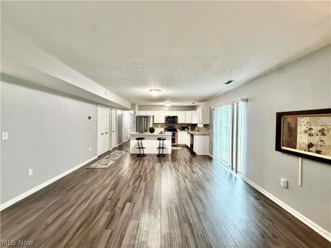 3558 E 71st Street Cleveland OH 44105