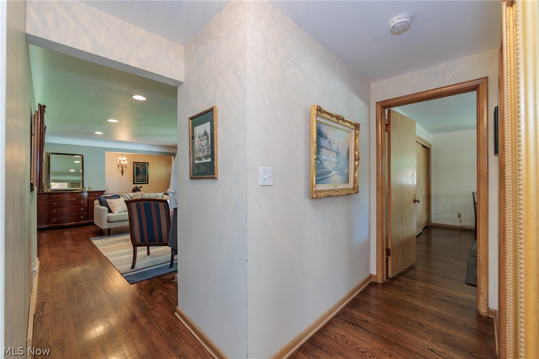 22015 Cottonwood Drive Rocky River OH 44116