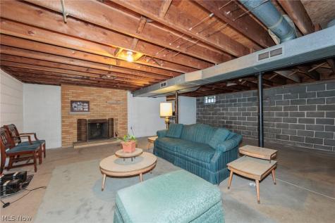 22015 Cottonwood Drive Rocky River OH 44116