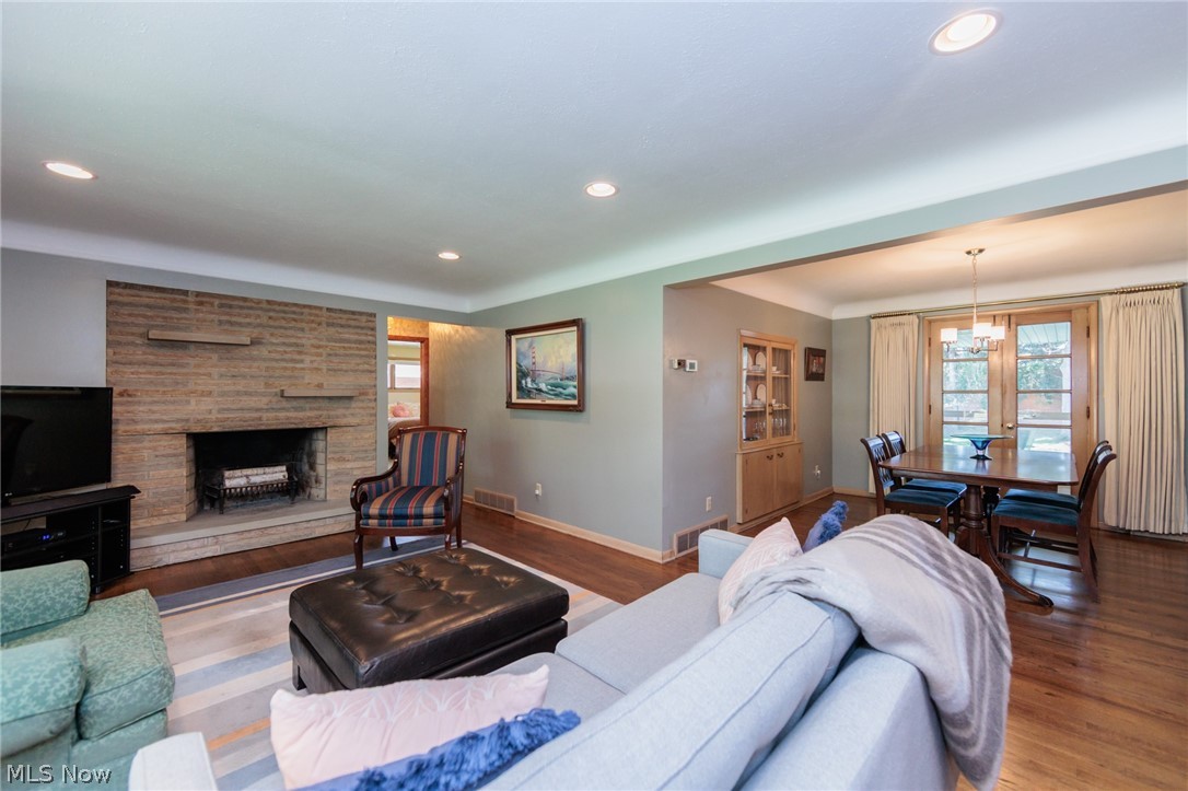 22015 Cottonwood Drive Rocky River OH 44116