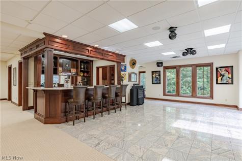 2140 County Line Road Gates Mills OH 44040
