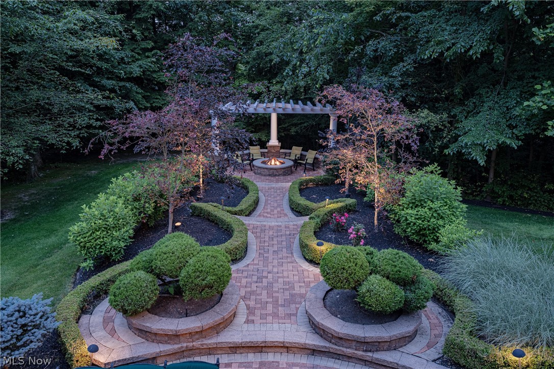 2140 County Line Road Gates Mills OH 44040